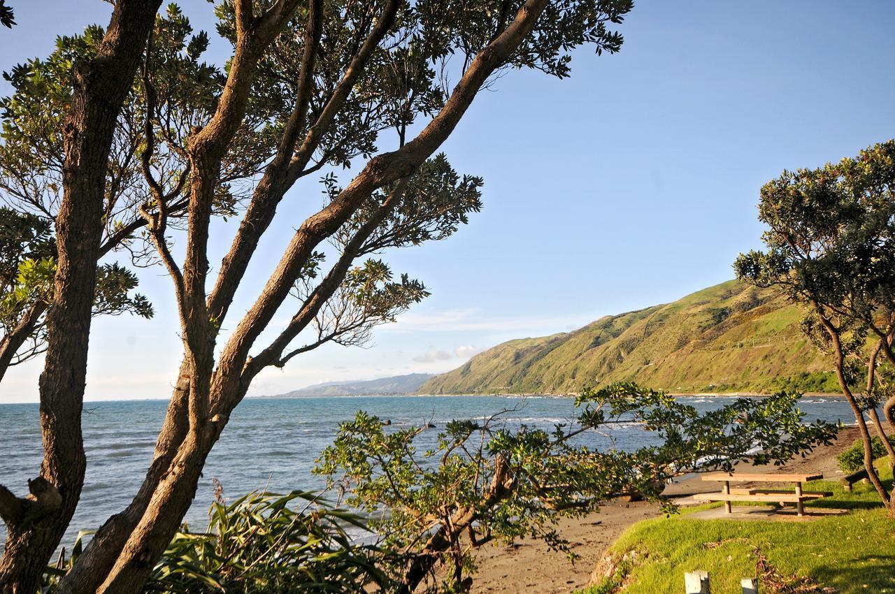 Kapiti Waves Bed & Breakfast Pukerua Bay 외부 사진