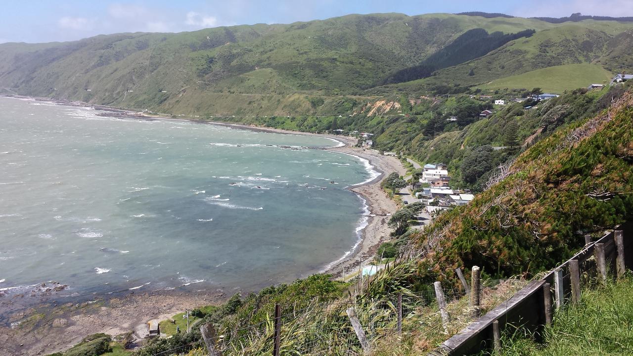 Kapiti Waves Bed & Breakfast Pukerua Bay 외부 사진